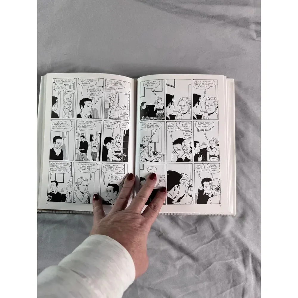 Shortcomings - Hardcover by Adrian Tomine Graphic Novel